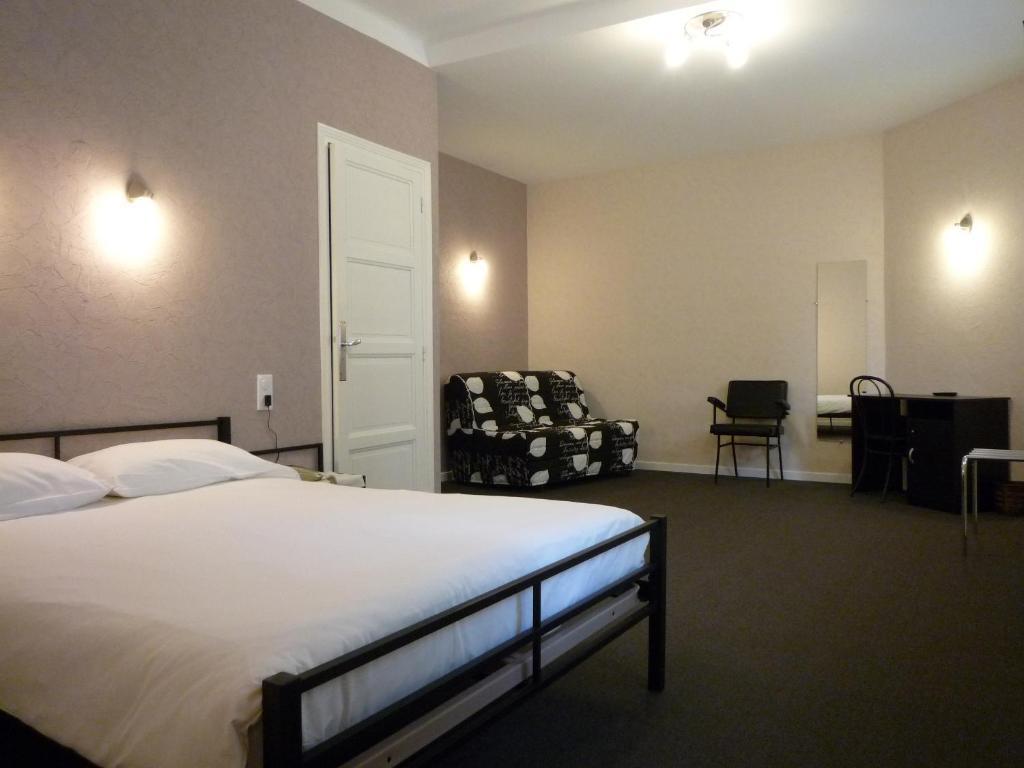Hotel La Flamme Rouge Saint-Girons  Habitación foto